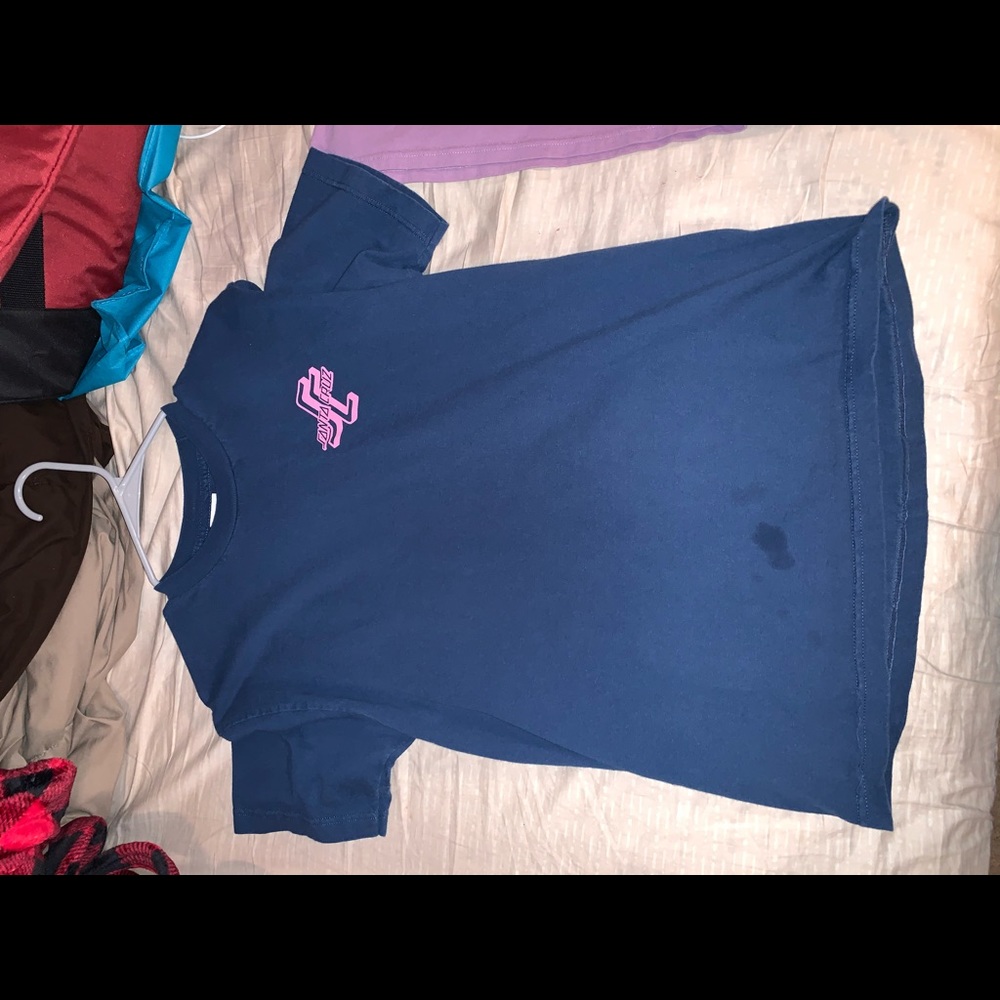 Santa Cruz dark blue and light pink shirt
